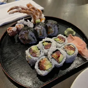 Spider roll and spicy crunchy roll