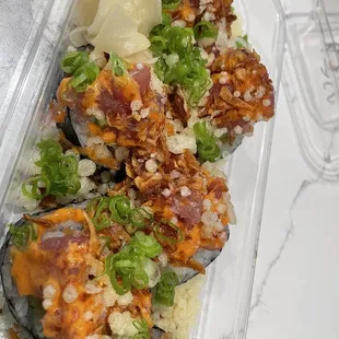 Spicy tuna sushi bombs