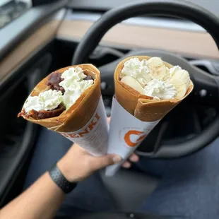 Green tea ice cream with red bean crepe paste Red bean ice cream with bananas crepe