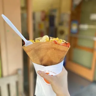16. Mixed Fruits Crepe