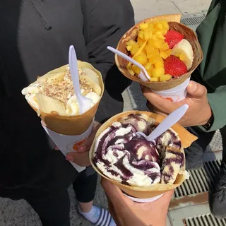 19. Honey, Banana and Almond Crepe