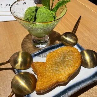 Taiyaki and matcha ice cream