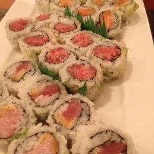 Spicy Yellowtail Roll