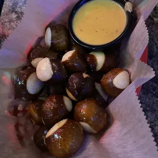 Pretzel Bites