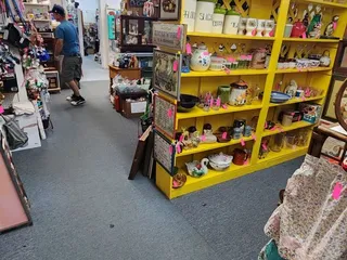 Codi's Crafts & Collectibles