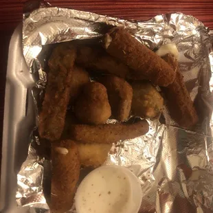 Sampler this after i ate half of it and still tons of food left.