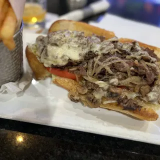 CHEESE STEAK