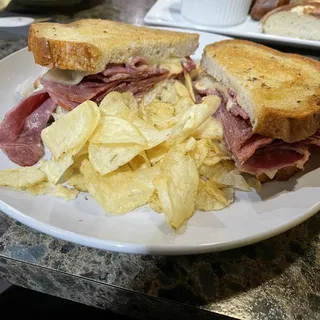 REUBEN SANDWICH