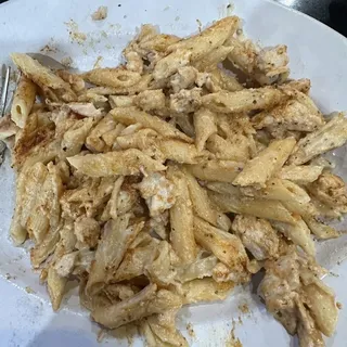 CHICKEN ALFREDO