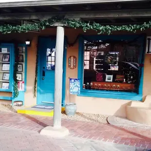 Happy Holidays from Genuine Southwest Art &amp; Gifts!