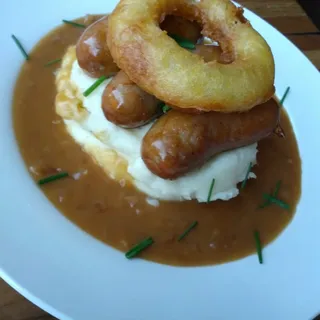 Traditional Bangers and Mash