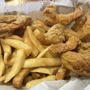 Jumbo shrimp &amp; fries