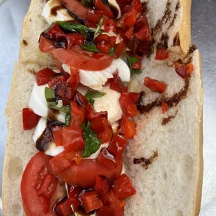 Caprese sub