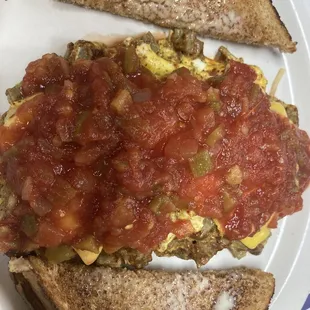 Salsa omelette