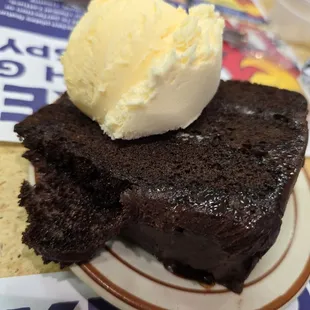Chocolate cake with ice cream