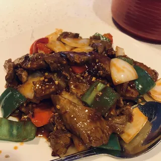 Sauteed Spicy Beef