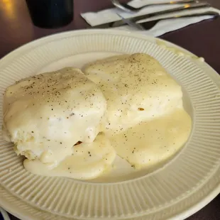 Half order Biscuits and Gravy
