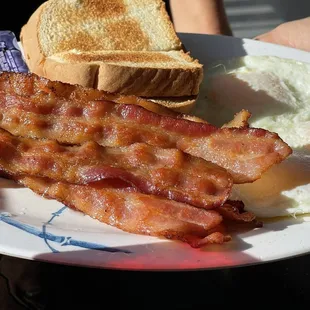 Bacon perfect. Eggs perfect