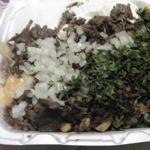 7.25 gives you this huge portion. Alot of fries but I would wanted more meat. Not as flavorful I thought it would be. Need salt