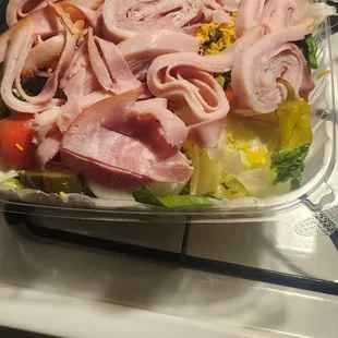 The 2nd delivery  pesos  the delivered  the salad  was goog