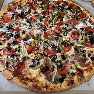 Deluxe Pizza