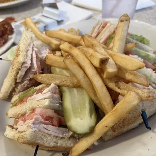 Turkey Club Sandwich (bacon on the side)