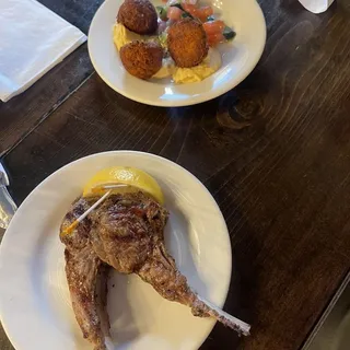 2 Lamb Chops ala carte