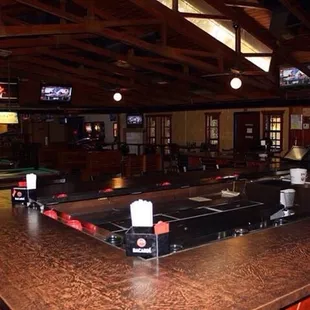 sushi and sashimi, interior