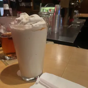 Maple cream milkshake