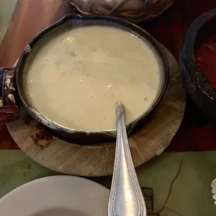 Large queso