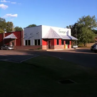 the outside of the restaurant