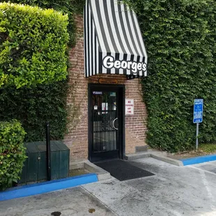 Back/ front entrance ;)