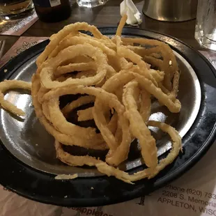 Steak with onion rings