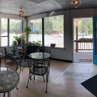 Cozy seating, free WiFi