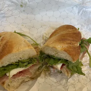 Capri Sandwich