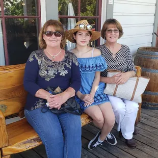 Just the 3 happy, full girlies. Haha!