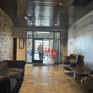 ramen and noodles, interior