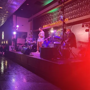 Live band