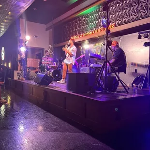 Live band