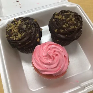 cupcakes, food, dessert