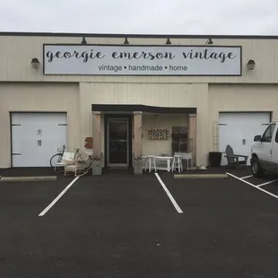 New Georgie Emerson Vintage location.