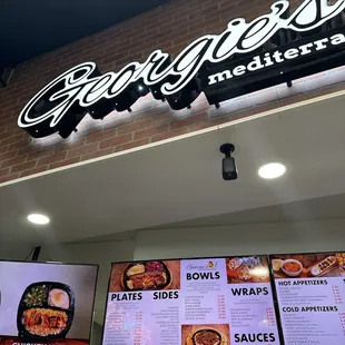 Really good food,and owner is nice and helpful. Recommend!