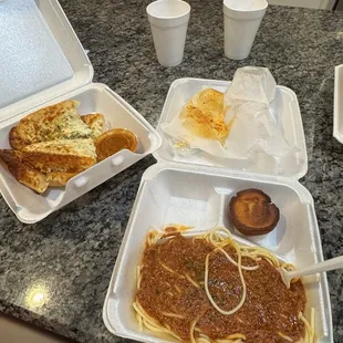 Spaghetti with Meat Sauce, Corn Muffin, Cheesy Garlic Bread