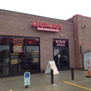 the outside of the restaurant