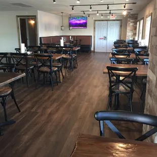 empty dining room