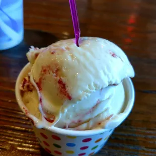a cup of ice cream