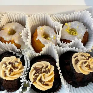 Peanut Butter Chocolate and Lemon Crunch mini bundts  from Georgi&apos;sGoodies