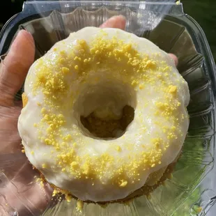 Lemon crunch mini Bundt