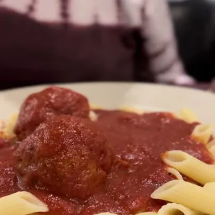 Pasta with meatballs.