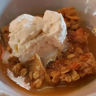 Harvest apple crisp